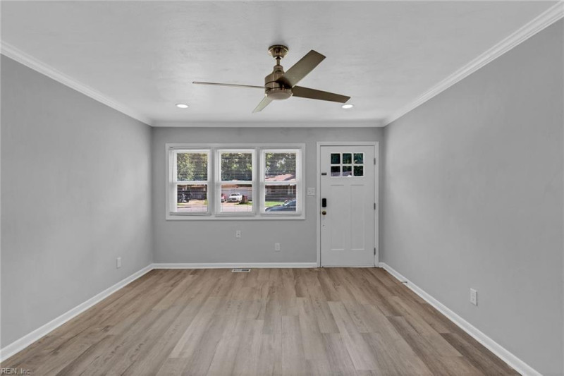 Photo 6 of 38 residential for sale in Norfolk virginia