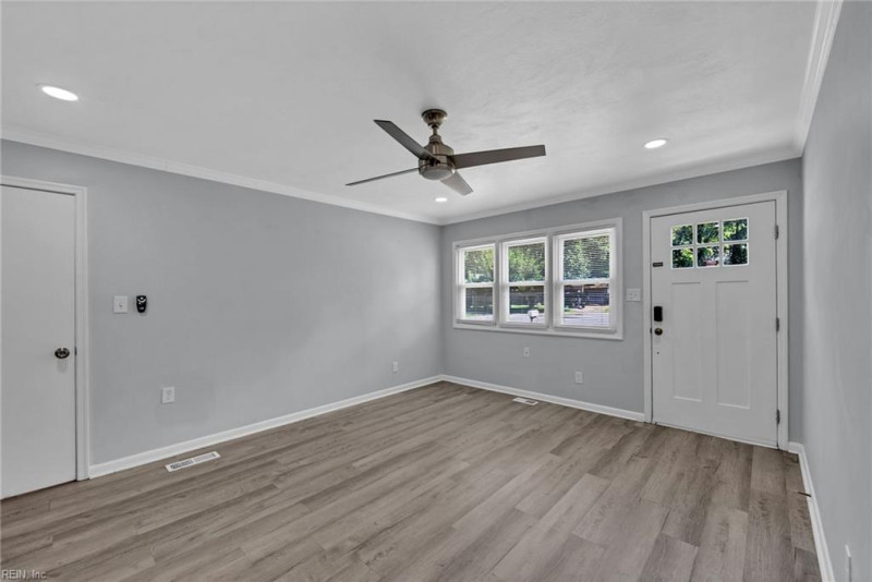 Photo 8 of 38 residential for sale in Norfolk virginia