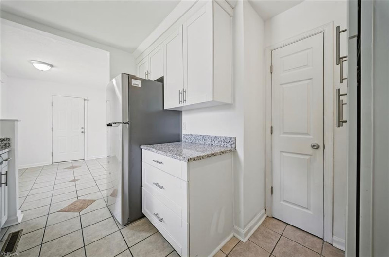 Photo 10 of 35 residential for sale in Virginia Beach virginia