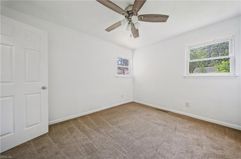 Photo 18 of 35 residential for sale in Virginia Beach virginia