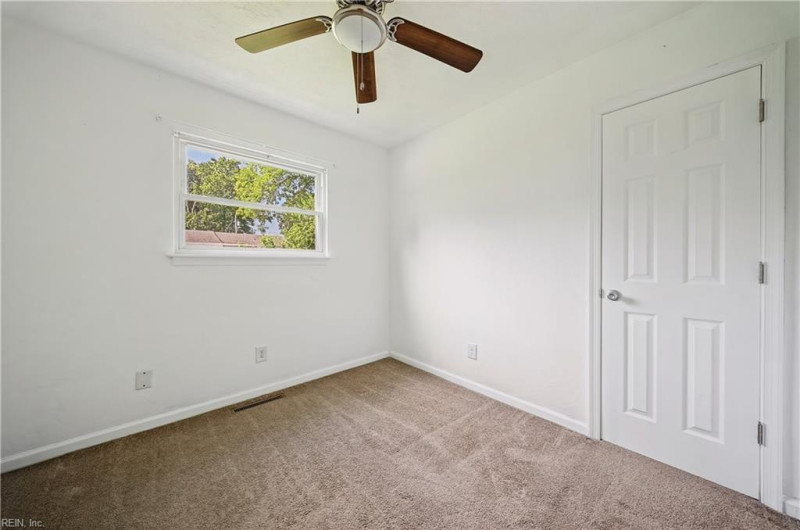 Photo 19 of 35 residential for sale in Virginia Beach virginia