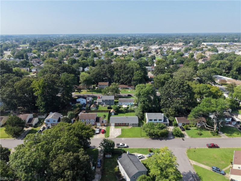 Photo 31 of 35 residential for sale in Virginia Beach virginia