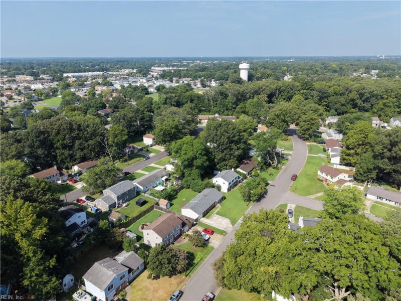 Photo 33 of 35 residential for sale in Virginia Beach virginia