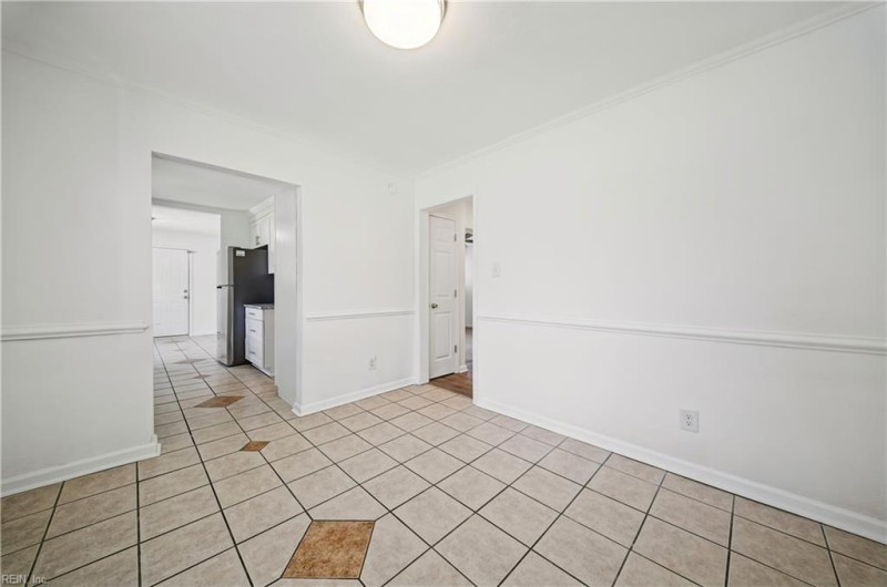 Photo 7 of 35 residential for sale in Virginia Beach virginia