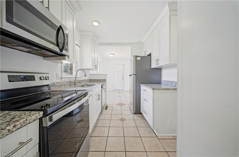 Photo 9 of 35 residential for sale in Virginia Beach virginia
