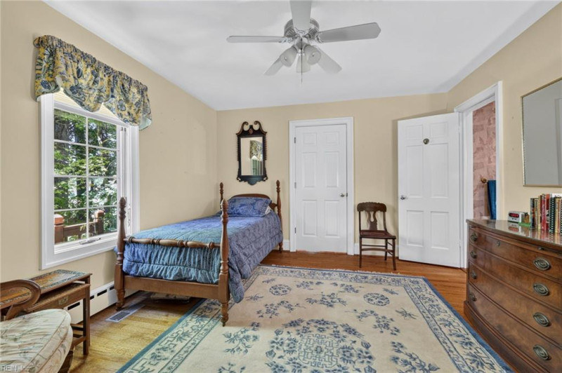 Photo 21 of 44 residential for sale in Virginia Beach virginia