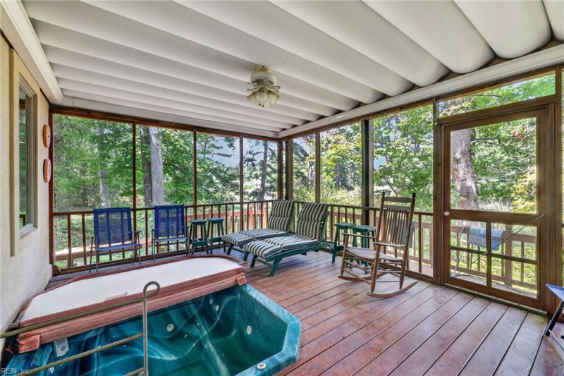 Photo 22 of 44 residential for sale in Virginia Beach virginia