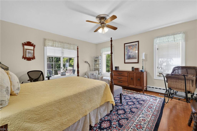 Photo 24 of 44 residential for sale in Virginia Beach virginia