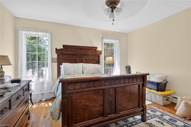 Photo 26 of 44 residential for sale in Virginia Beach virginia