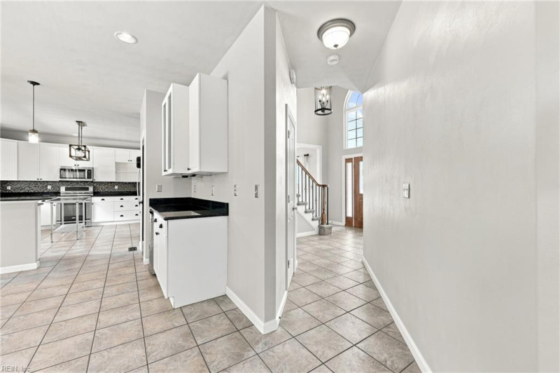 Photo 17 of 50 residential for sale in Chesapeake virginia Photo 17 of 50 residential for sale in Chesapeake virginia