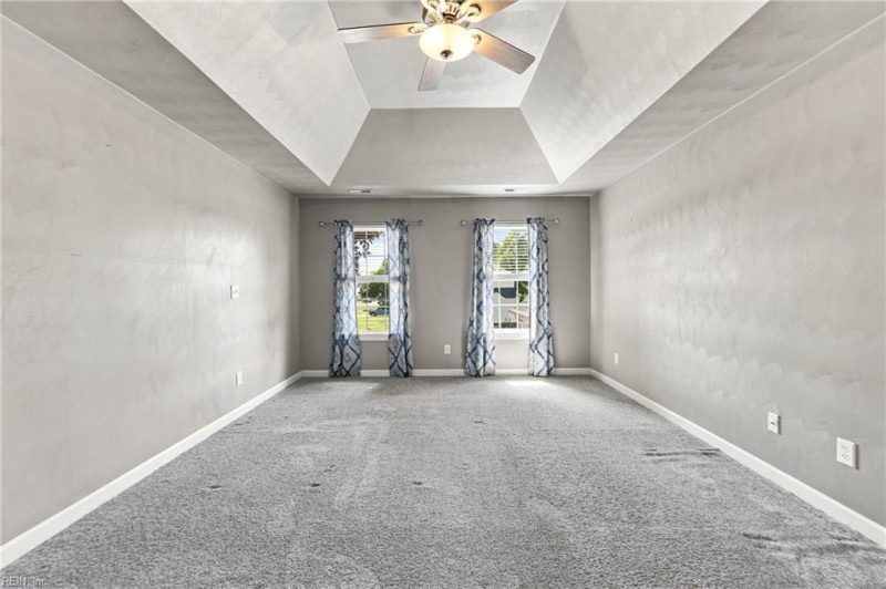 Photo 33 of 50 residential for sale in Chesapeake virginia Photo 33 of 50 residential for sale in Chesapeake virginia