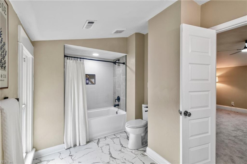 Photo 30 of 40 residential for sale in Suffolk virginia Photo 30 of 40 residential for sale in Suffolk virginia