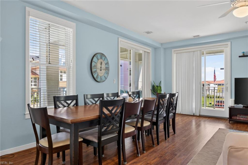 Photo 14 of 50 residential for sale in Virginia Beach virginia