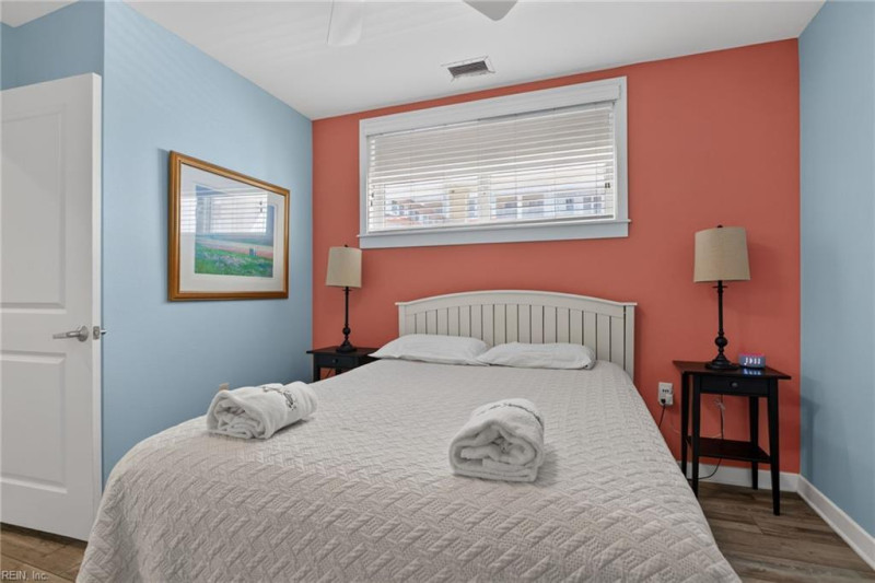Photo 16 of 50 residential for sale in Virginia Beach virginia