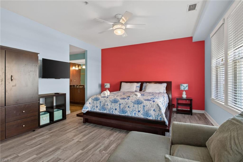 Photo 25 of 50 residential for sale in Virginia Beach virginia