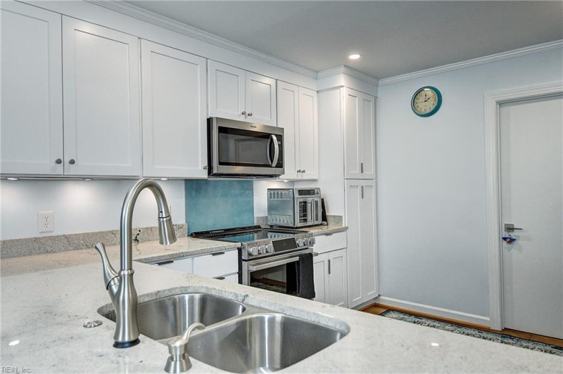 Photo 21 of 49 residential for sale in Norfolk virginia