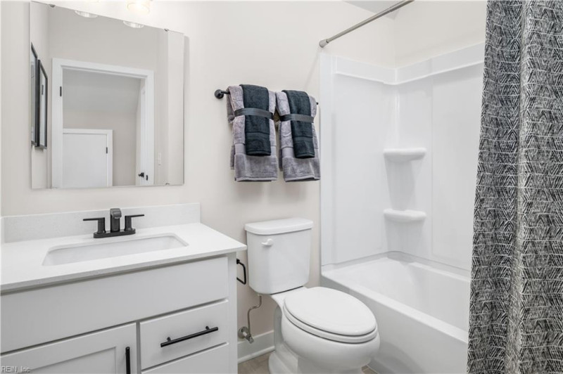 Photo 18 of 22 residential for sale in Franklin virginia
