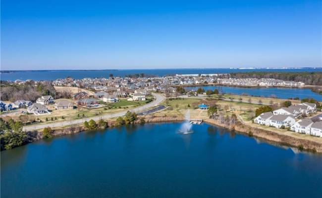 4125 River Park Dr Drive, Suffolk, VA 23435