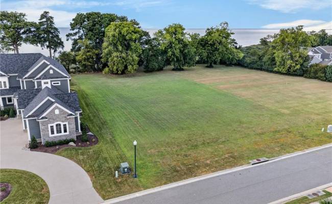 4125 River Park Dr Drive, Suffolk, VA 23435