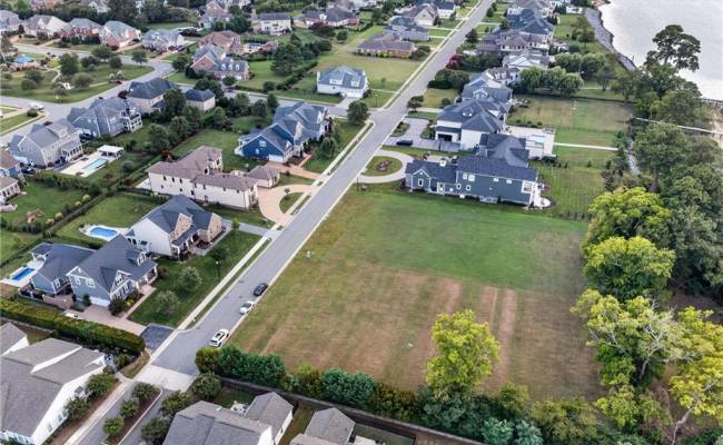 4125 River Park Dr Drive, Suffolk, VA 23435