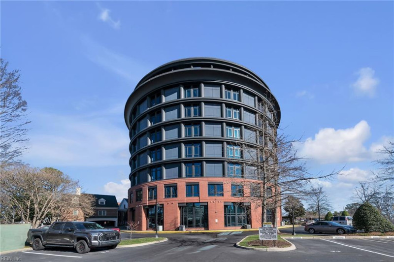 Photo 1 of 33 residential for sale in Norfolk virginia