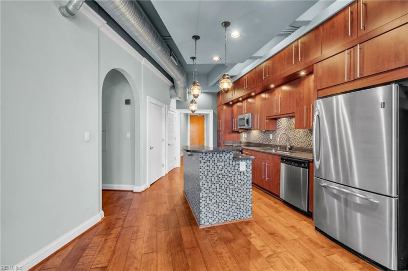 Photo 19 of 33 residential for sale in Norfolk virginia