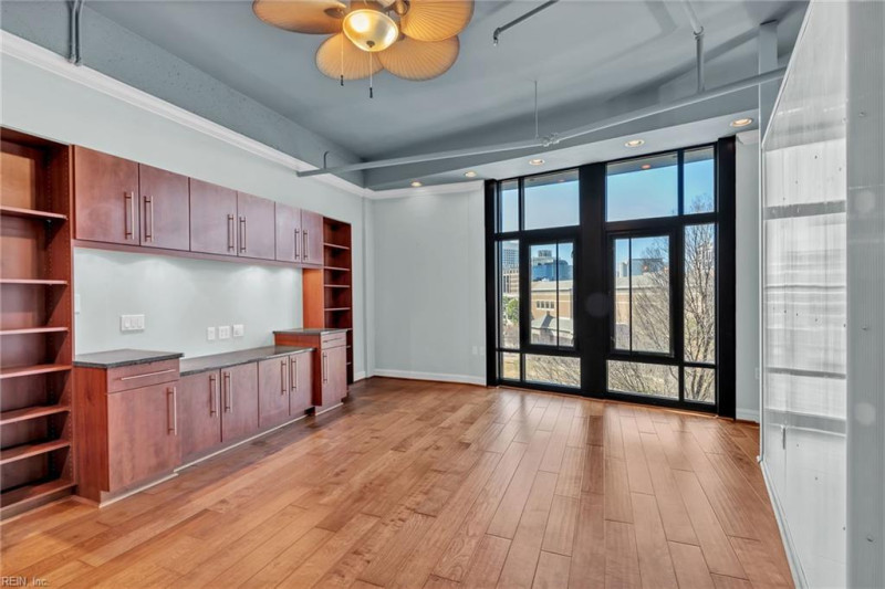 Photo 23 of 33 residential for sale in Norfolk virginia
