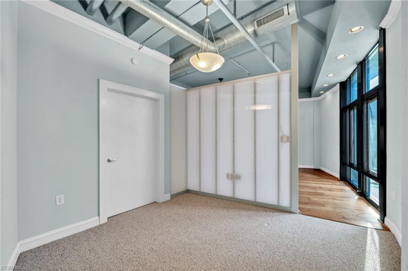 Photo 29 of 33 residential for sale in Norfolk virginia