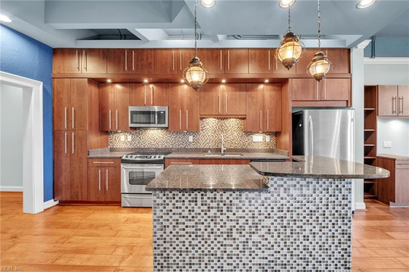 Photo 5 of 33 residential for sale in Norfolk virginia