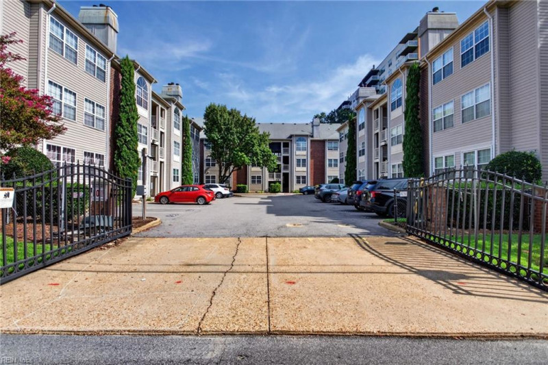 Photo 4 of 21 residential for sale in Norfolk virginia Photo 4 of 21 residential for sale in Norfolk virginia