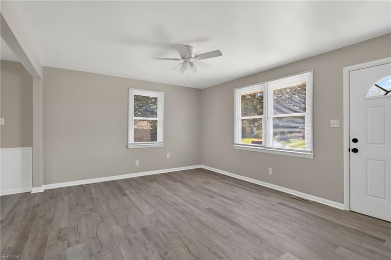 Photo 7 of 21 residential for sale in Chesapeake virginia Photo 7 of 21 residential for sale in Chesapeake virginia