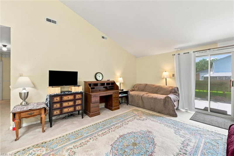 Photo 14 of 41 residential for sale in Newport News virginia