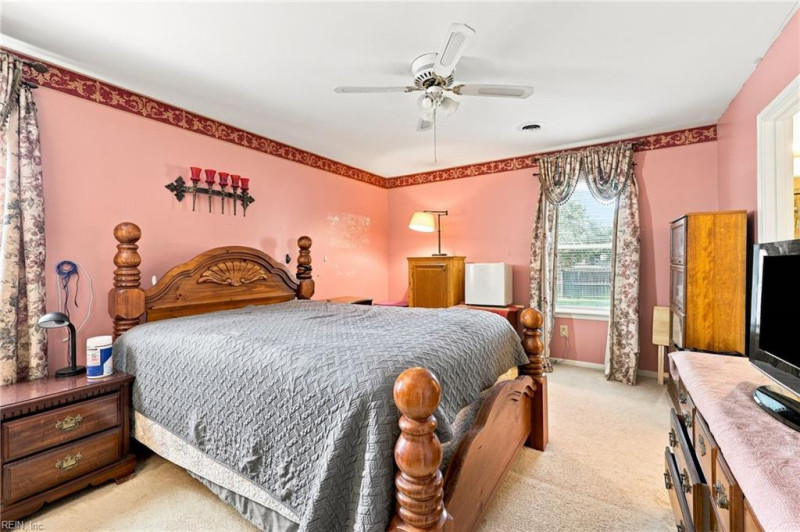 Photo 15 of 41 residential for sale in Newport News virginia