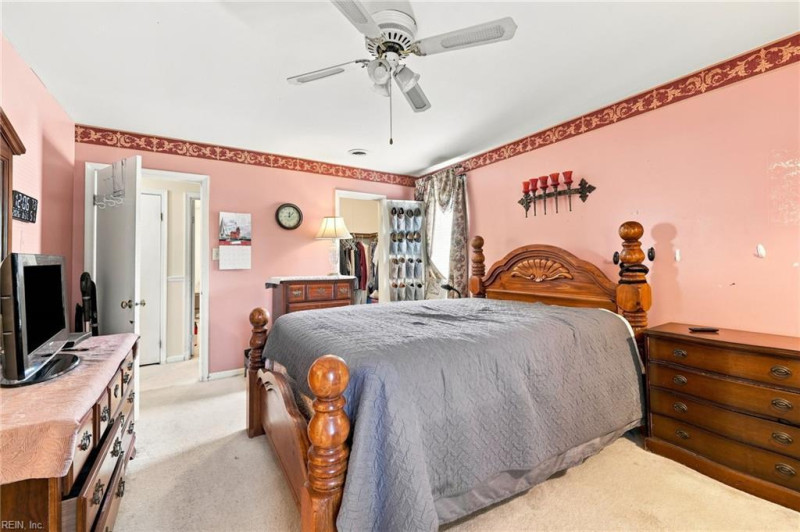 Photo 16 of 41 residential for sale in Newport News virginia