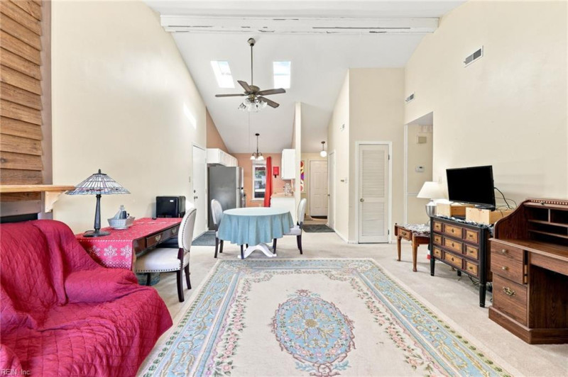 Photo 4 of 41 residential for sale in Newport News virginia