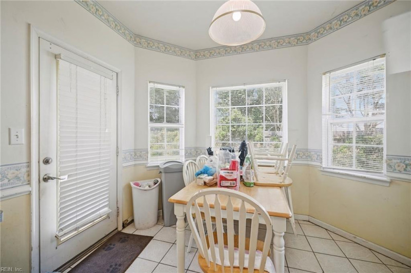 Photo 17 of 48 residential for sale in Virginia Beach virginia