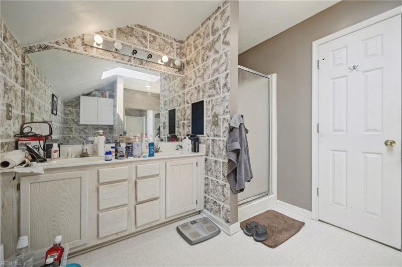 Photo 30 of 48 residential for sale in Virginia Beach virginia