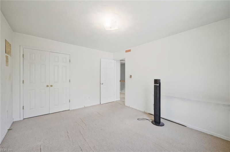 Photo 34 of 48 residential for sale in Virginia Beach virginia