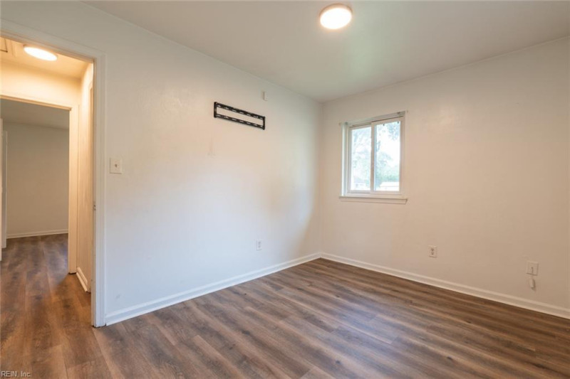 Photo 19 of 48 residential for sale in Norfolk virginia