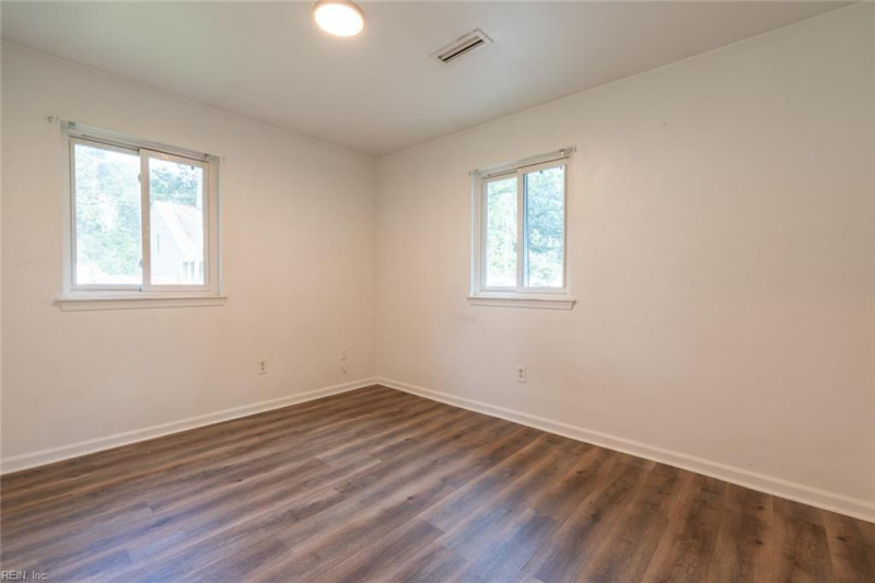 Photo 20 of 48 residential for sale in Norfolk virginia