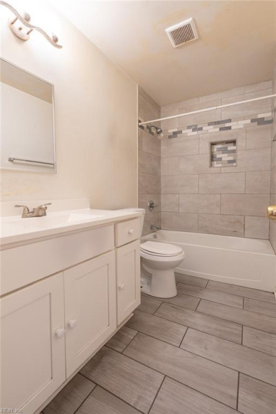 Photo 21 of 48 residential for sale in Norfolk virginia
