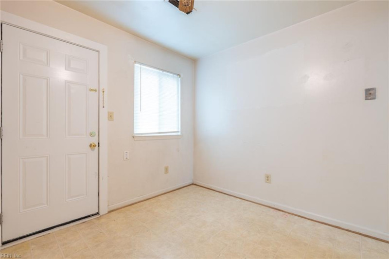 Photo 23 of 48 residential for sale in Norfolk virginia