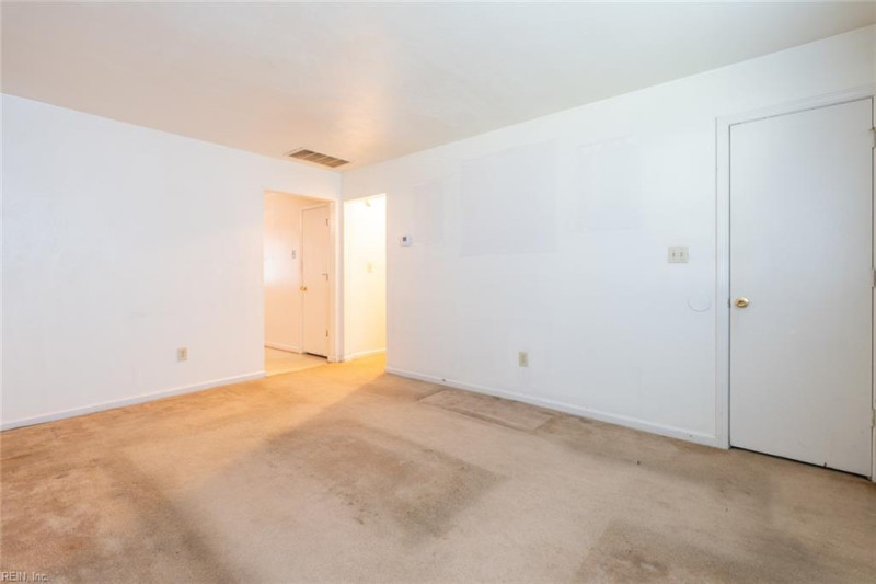 Photo 27 of 48 residential for sale in Norfolk virginia
