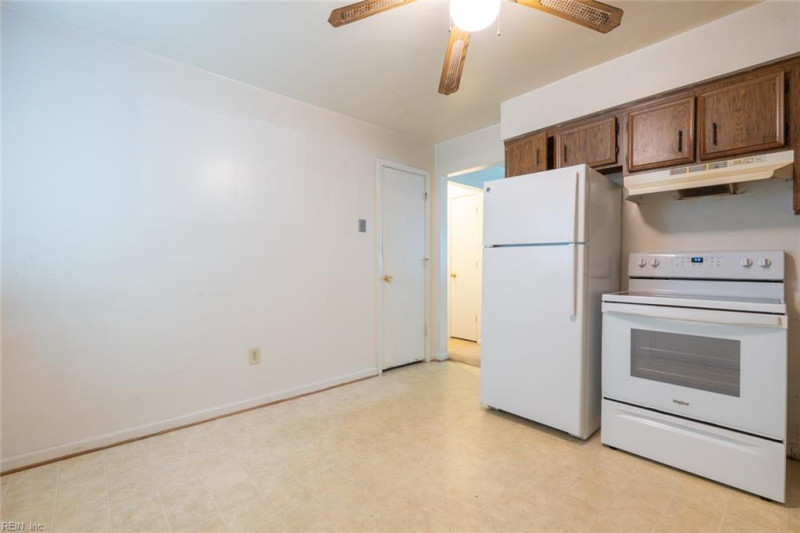 Photo 29 of 48 residential for sale in Norfolk virginia