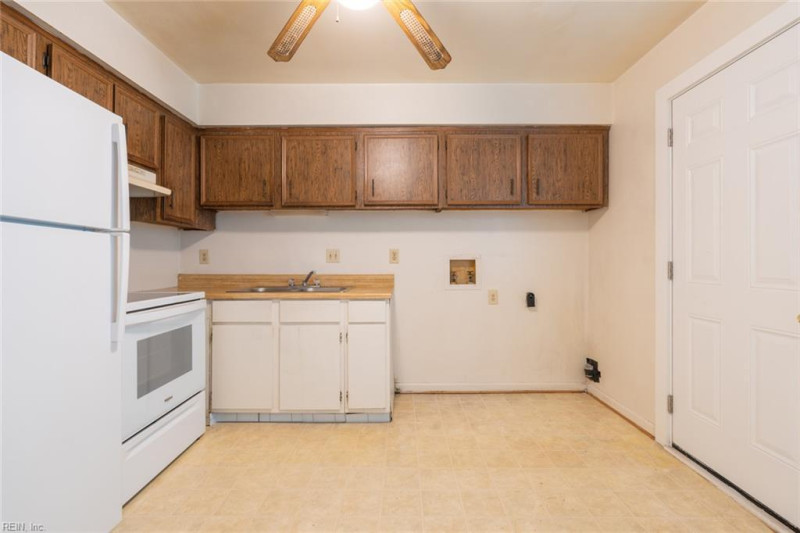 Photo 30 of 48 residential for sale in Norfolk virginia