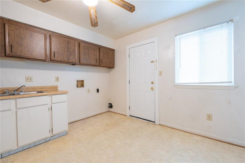 Photo 31 of 48 residential for sale in Norfolk virginia