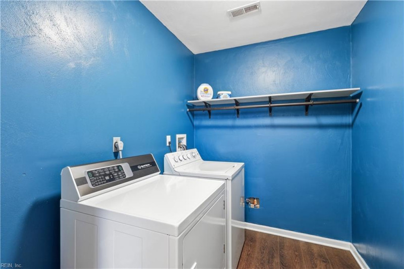 Photo 33 of 46 residential for sale in Virginia Beach virginia