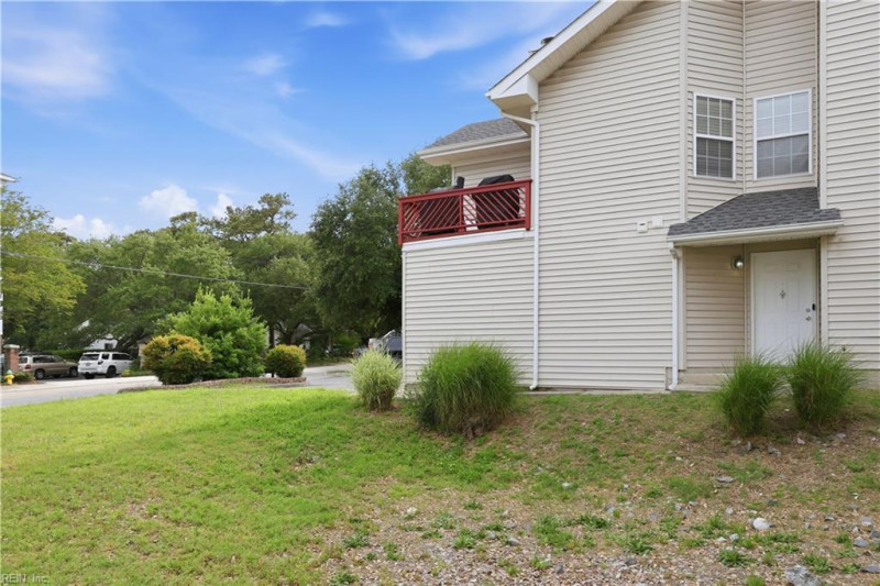Photo 35 of 46 residential for sale in Virginia Beach virginia