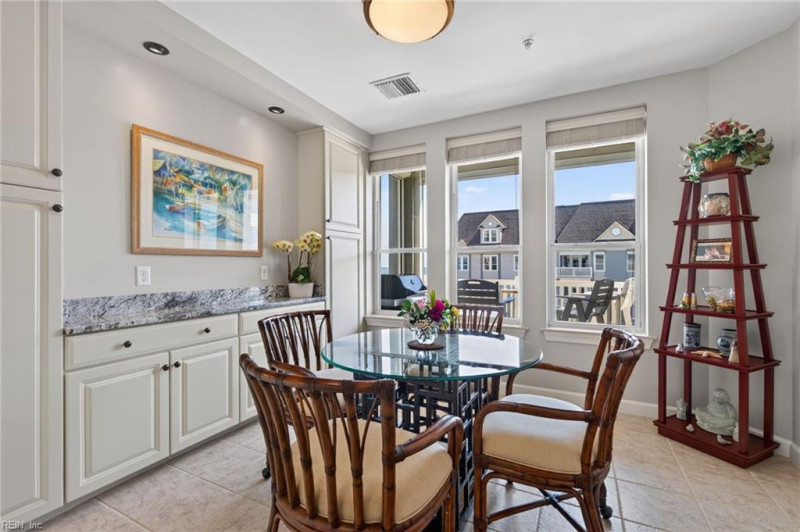 Photo 12 of 35 residential for sale in Virginia Beach virginia