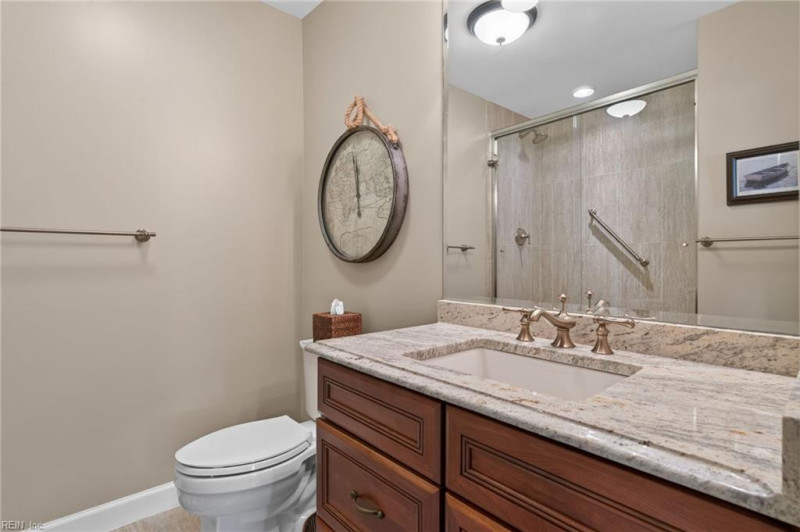 Photo 17 of 35 residential for sale in Virginia Beach virginia